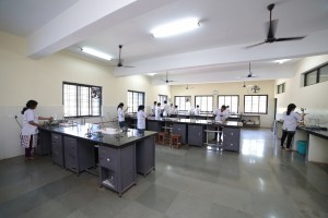 mpharm pharmaceutical chemistry lab