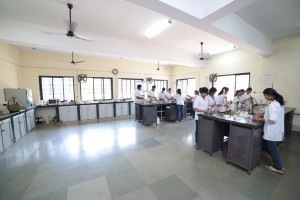 mpharm pharmaceutical chemistry lab 1